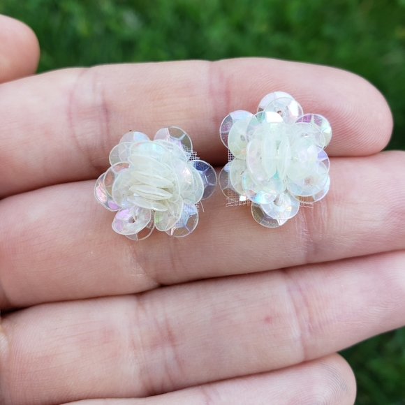 50's Iridescent Sequin Bloom Stud Earrings